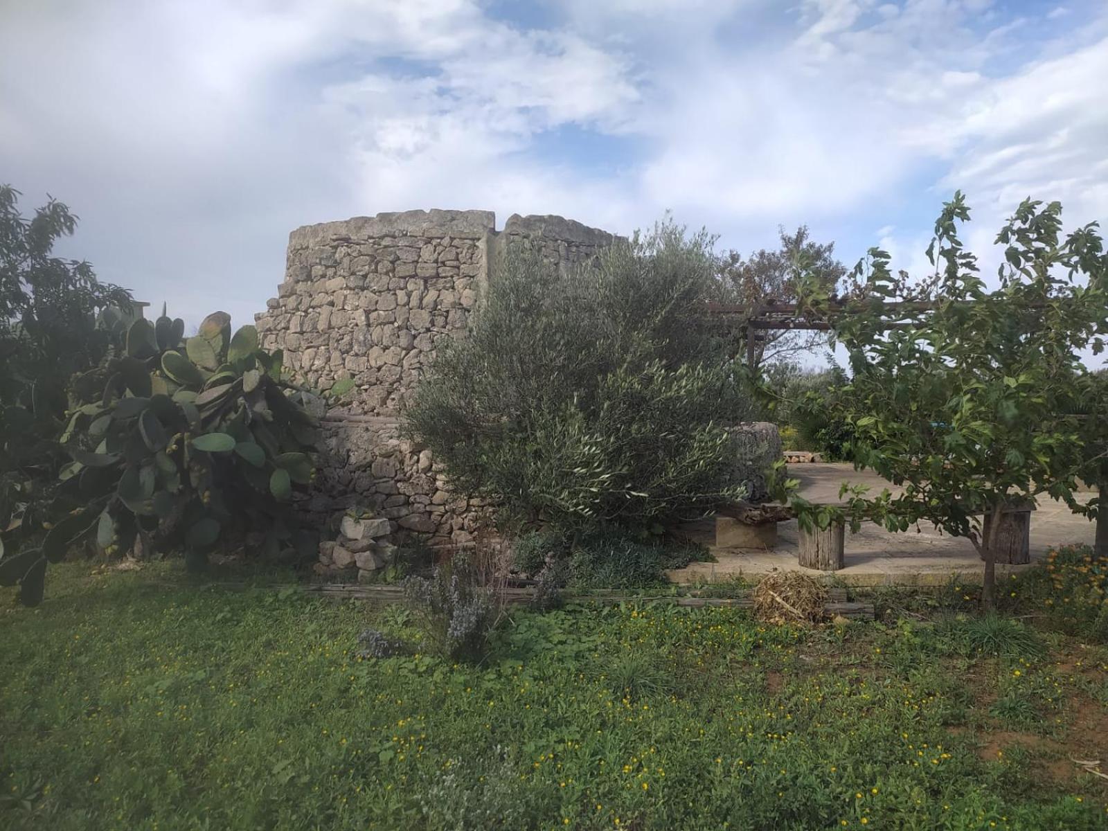 Trullo Contrada Stracca Guest House Alliste Exterior photo